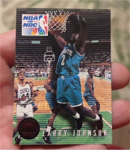 1993 SkyBox #4 Larry Johnson — front