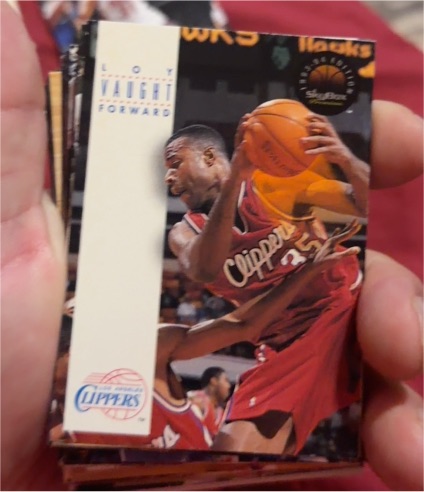 1993-94 SkyBox Premium #94 Loy Vaught — front