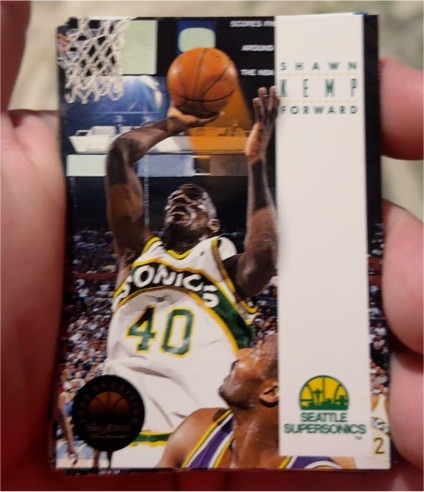 1993-94 SkyBox Premium #169 Shawn Kemp — front