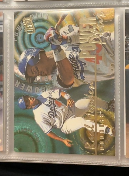 1996 Fleer Ultra Power Plus #4 Raul Mondesi — front