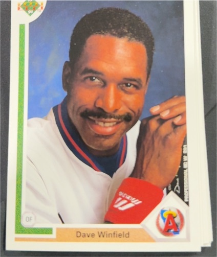 1991 Upper Deck #337 Dave Winfield — front