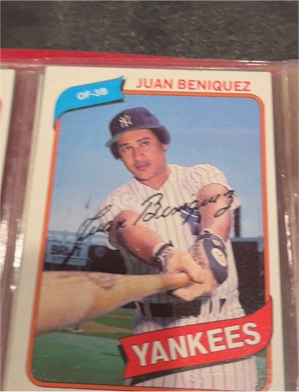 1980 Topps #114 Juan Beniquez New York Yankees — front