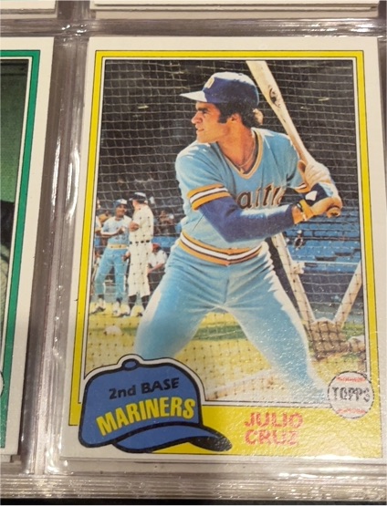 1981 Topps #397 Julio Cruz — front