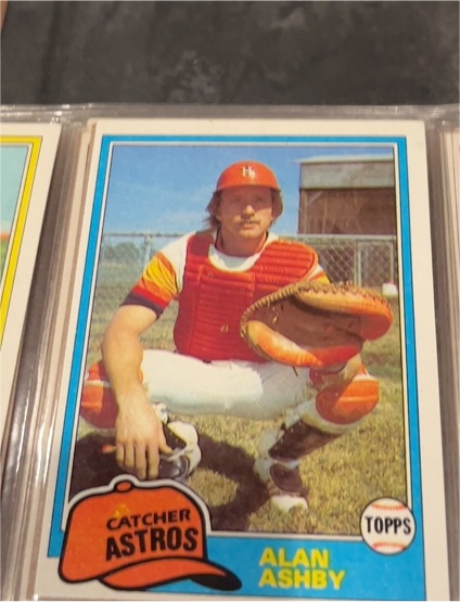1981 Topps #696 Alan Ashby — front