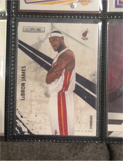 2010-11 Panini Rookies & Stars #40 LeBron James — front