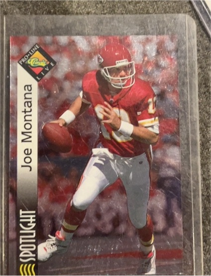 1994 Classic Pro Line Live #PB15 Joe Montana Spotlight — front