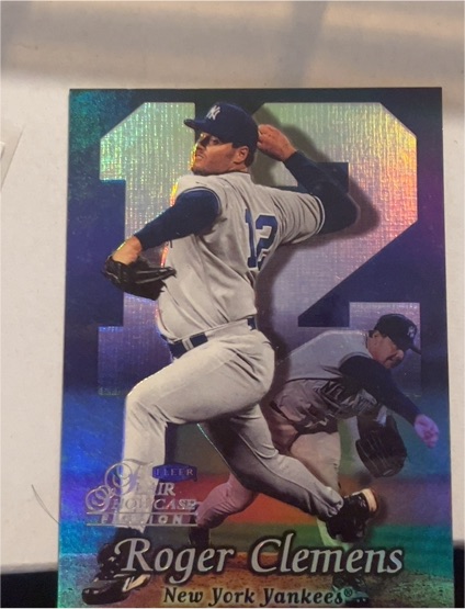 1999 Flair Showcase Row 2 #21 Roger Clemens — front