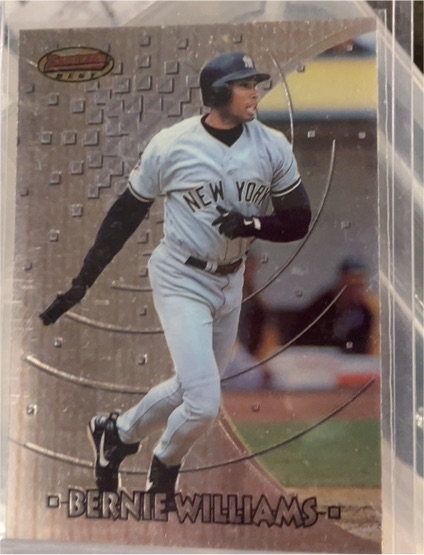 2000 Topps Finest #30 Bernie Williams — front