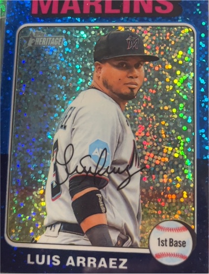 2024 Topps Heritage #341 Luis Arraez Chrome Blue Sparkle Refractor — front