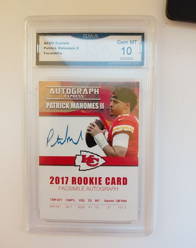 2017 ACEO Custom Patrick Mahomes II Autograph Express Rookie Card — front