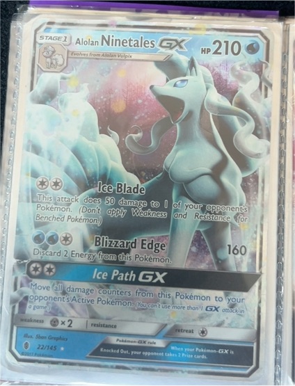 2017 Pokémon Sun & Moon Guardians Rising #22 Alolan Ninetales GX — front