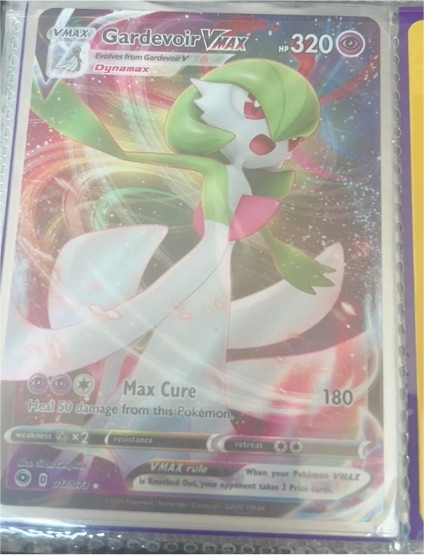 2020 Pokémon Champion's Path #17/73 Gardevoir VMAX — front