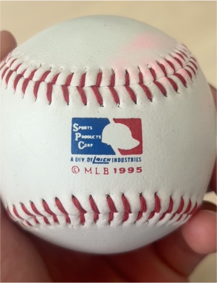 1995 Sports Products Corp MLB Baseball — front