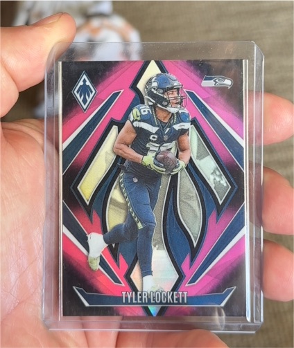 2024 Panini Phoenix #142 Tyler Lockett — front