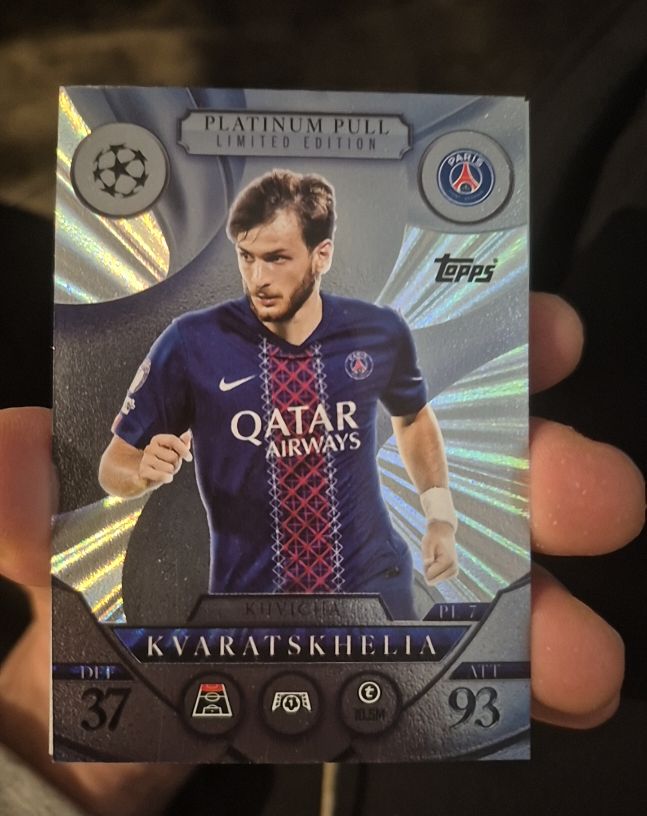 2025 Topps Match Attax Platinum Pull #37 Khvicha Kvaratskhelia — front