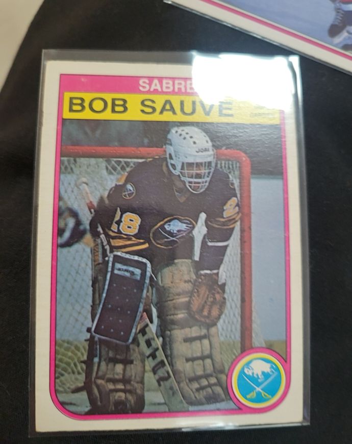 1982-83 O-Pee-Chee #34 Bob Sauve — front