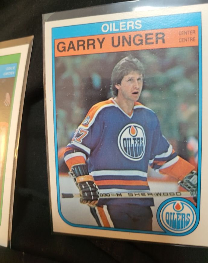 1982-83 O-Pee-Chee #120 Garry Unger — front