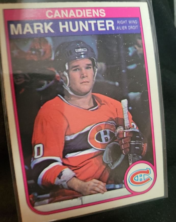 1982-83 O-Pee-Chee #185 Mark Hunter — front