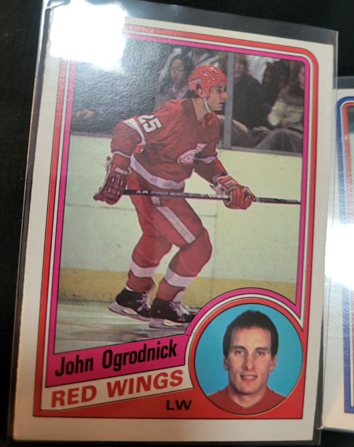 1984-85 Topps #46 John Ogrodnick Detroit Red Wings — front