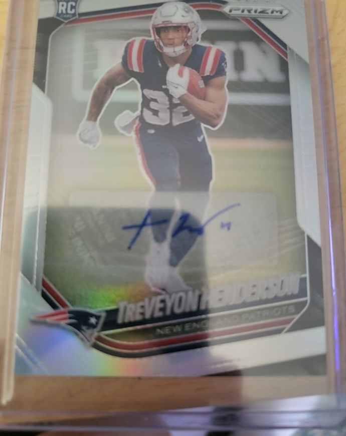 2025 Panini Prizm #343 TreVeyon Henderson — front