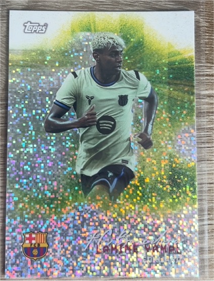 2025 Topps Barcelona Team Set #26 Lamine Yamal — front