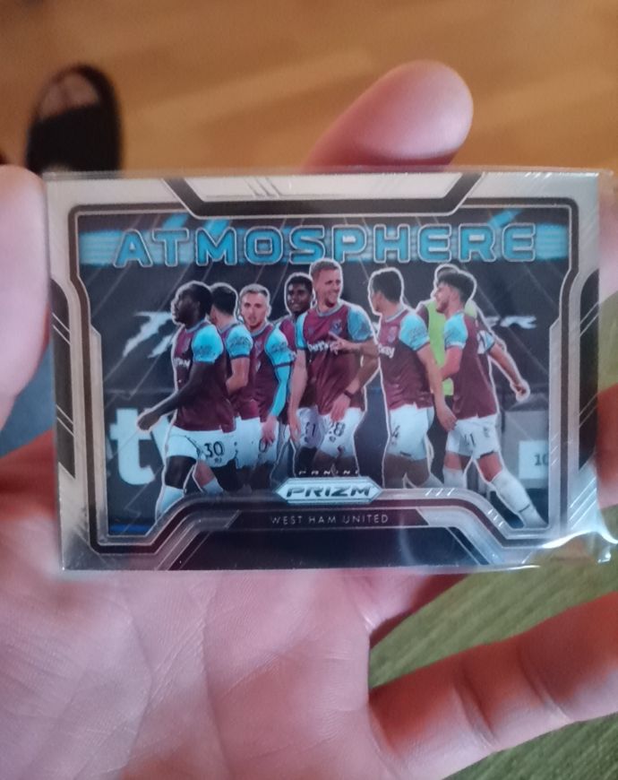 2020-21 Panini Prizm Premier League Atmosphere #13 West Ham United — front