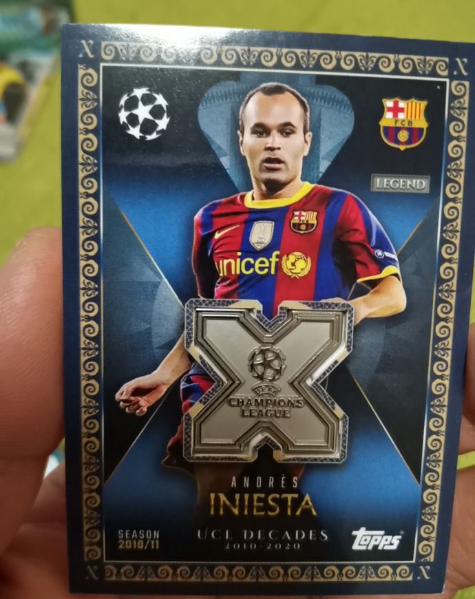 2025 Topps UCL Decades #UCL Decades Andrés Iniesta — front