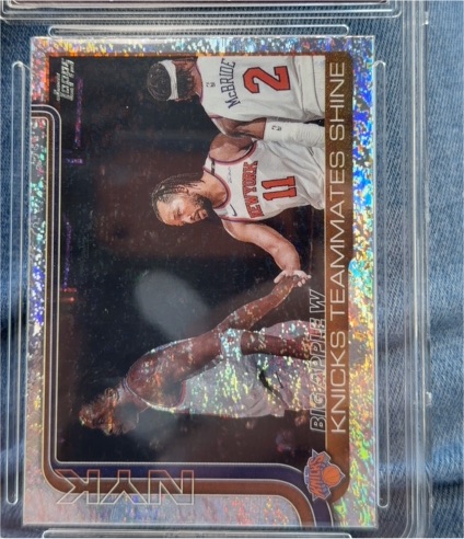 2025-26 Topps Flagship #274 Big Apple W Knicks Teammates Shine — front