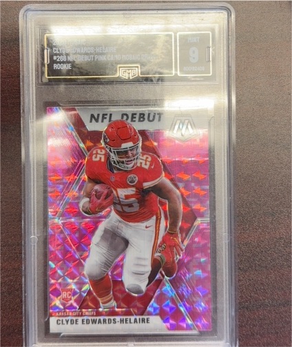2020 Panini Mosaic NFL Debut #266 Clyde Edwards-Helaire — front