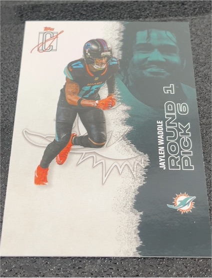 2025 Topps Signature Class #88 Jaylen Waddle — front