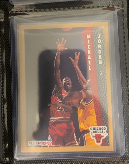 1992 Fleer #32 Michael Jordan — front