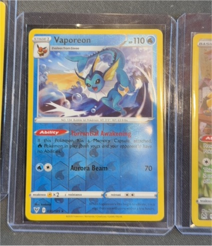2020 Pokémon Vivid Voltage #30 Vaporeon — front
