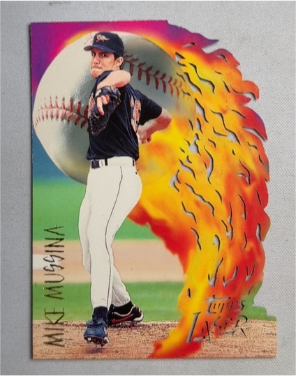 1996 Topps Laser #125 Mike Mussina — front