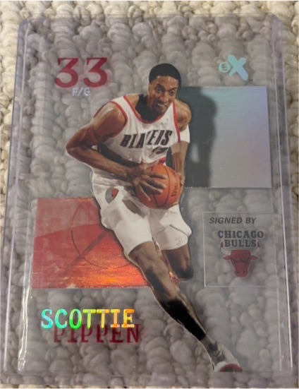 2003-04 Fleer E-X #53 Scottie Pippen — front