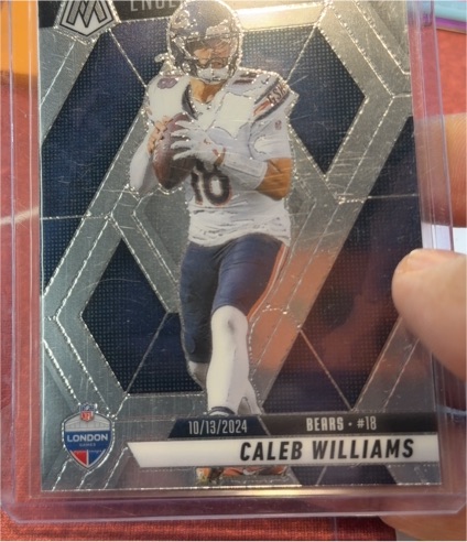 2024 Panini Mosaic #18 Caleb Williams — front