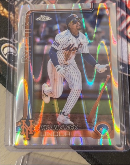 2025 Topps Chrome #170 Francisco Lindor RayWave Refractor — front