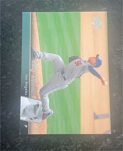 2010 Upper Deck #287 Hong-Chih Kuo — front