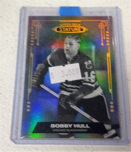 2021-22 Upper Deck Stature #1 Bobby Hull — front