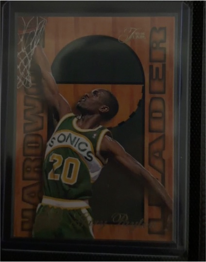 1995-96 Fleer Flair Hardwood Leader #25 Gary Payton — front
