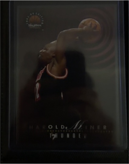 1993-94 SkyBox Premium #TL2 Harold Miner Thunder and Lightning — front