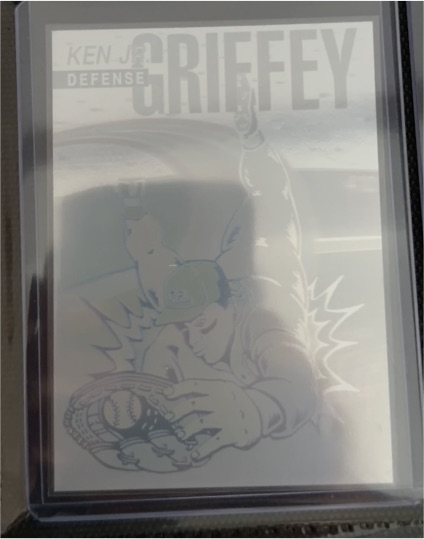 1992 Arena Holograms #4 Ken Griffey Jr. — front