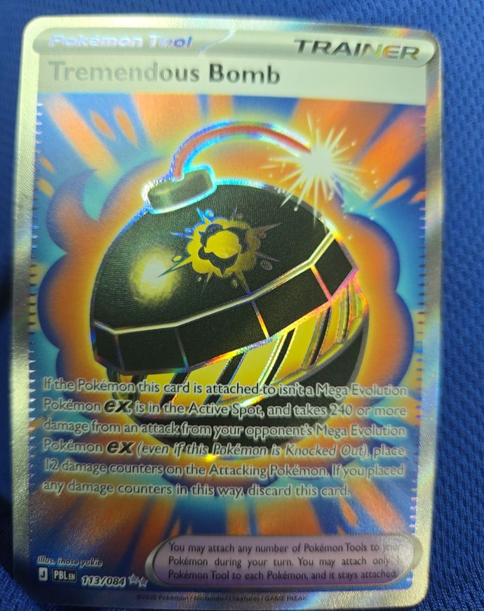 2013 Pokémon Plasma Blast #113 Tremendous Bomb — front
