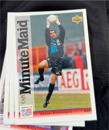 1994 Upper Deck Minute Maid #11 Andoni Zubizarreta — front