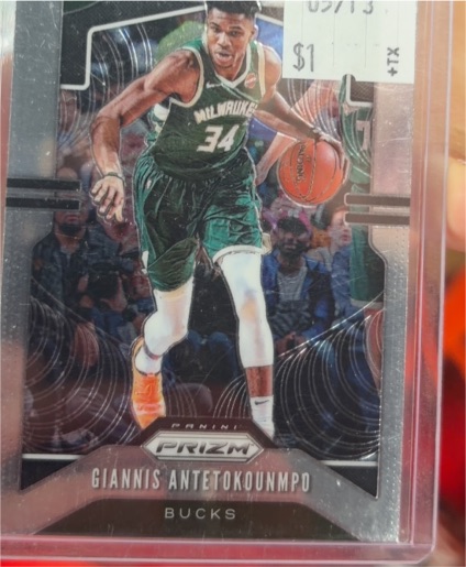 2019-20 Panini Prizm #152 Giannis Antetokounmpo — front