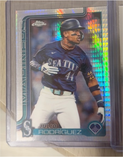 2025 Topps Chrome #261 Julio Rodriguez — front