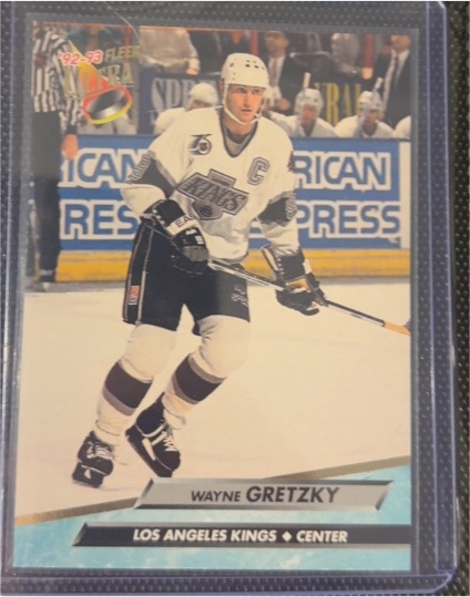 1992-93 Fleer Ultra #83 Wayne Gretzky — front