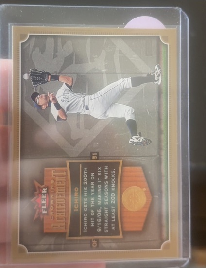 2007 Fleer Crowning Achievement #CA-IS Ichiro Suzuki — front