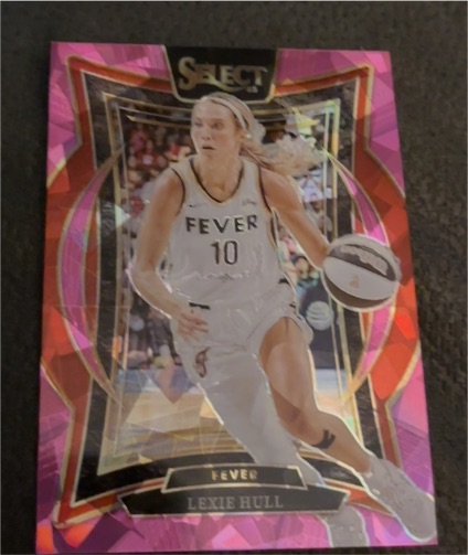 2025 Panini Select WNBA #67 Lexie Hull Pink Ice — front