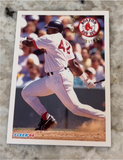 1994 Fleer #45 Mo Vaughn — front