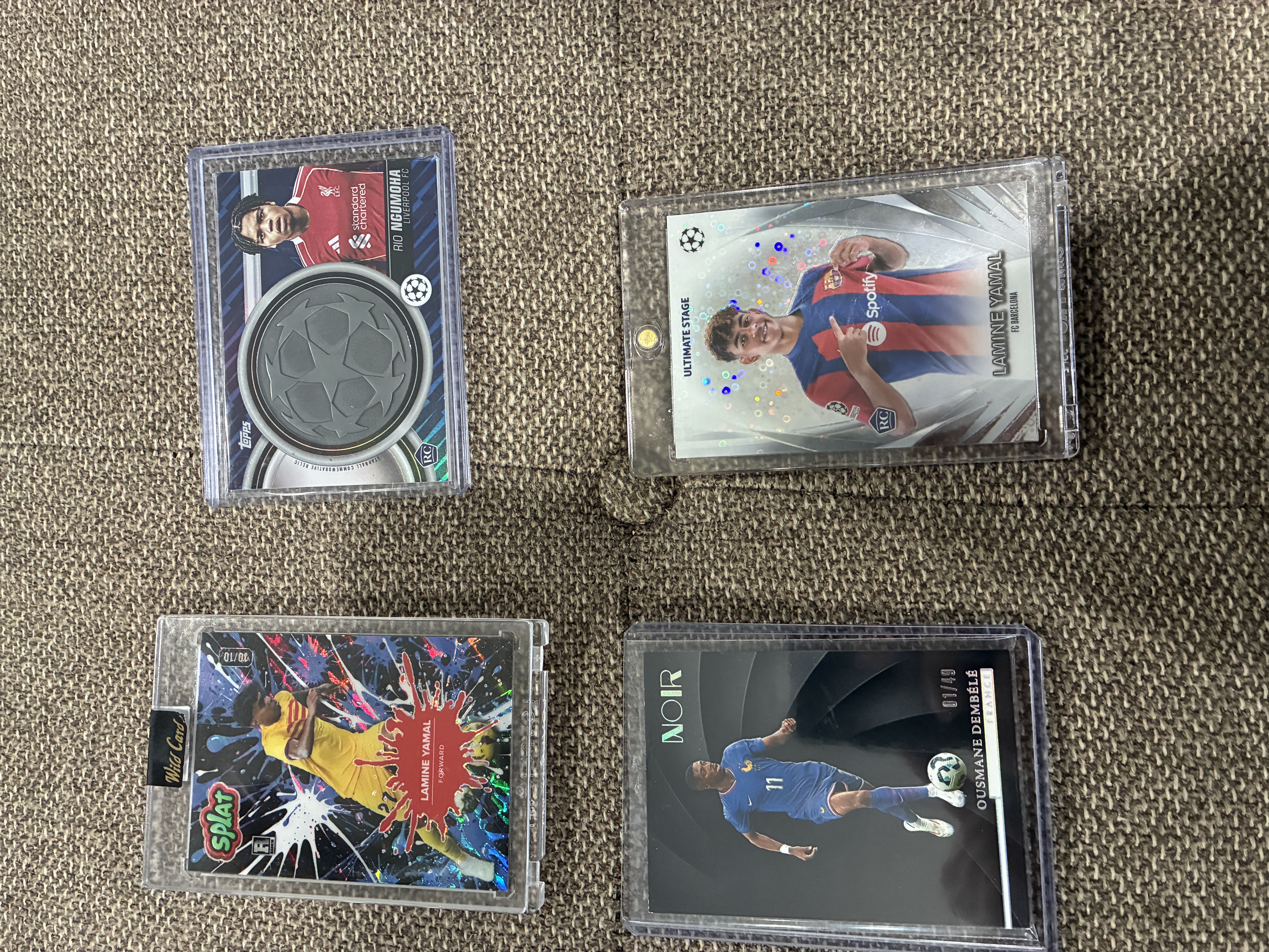 2026 Topps Champions League Lamine Yamal — front